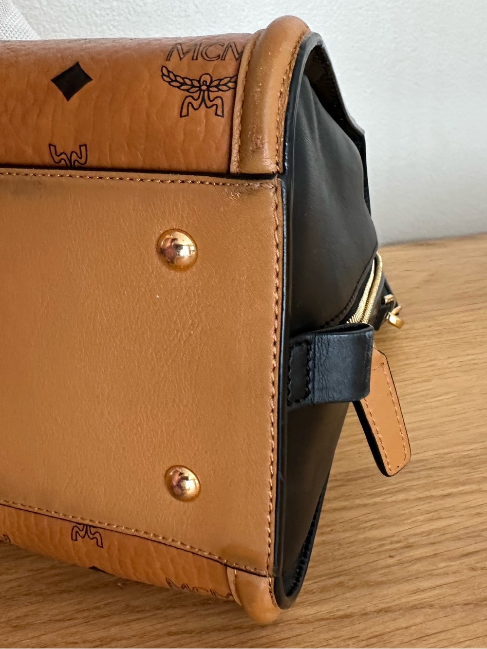 MCM Boston bag with COA - Picture 7 of 16